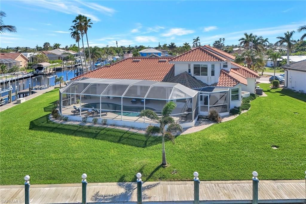 5211 Tamiami Ct, Cape Coral, FL 33904 Photo