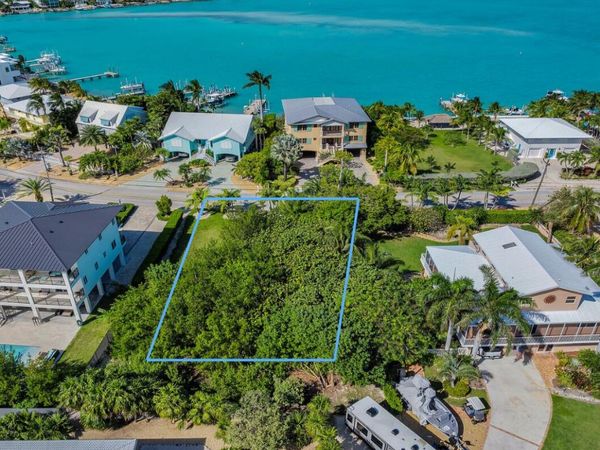 131 Bimini Drive, Duck, FL 33050