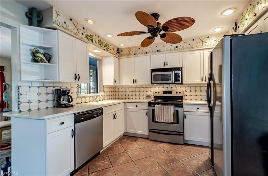 12101 Moon Shell Dr, Matlacha Isles, FL 33991 Photo