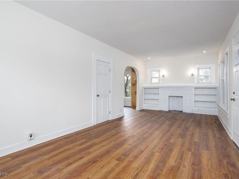 613 Wooster Road N, Barberton, OH 44203 Photo 15