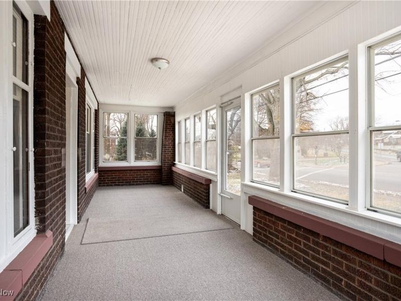 613 Wooster Road N, Barberton, OH 44203 Photo 16