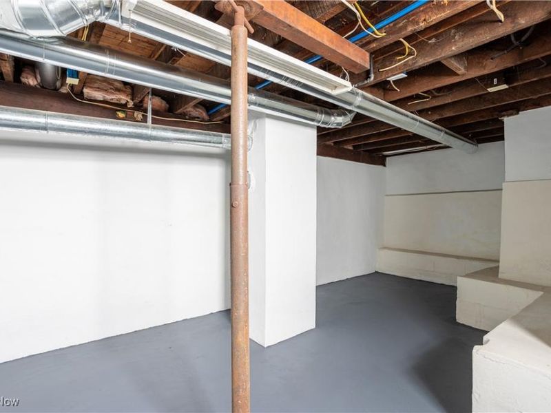 613 Wooster Road N, Barberton, OH 44203 Photo 29