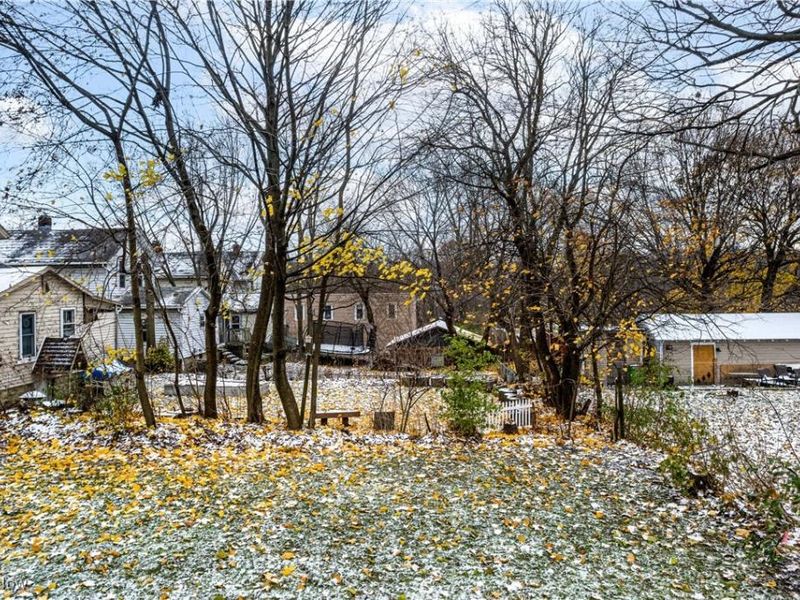 613 Wooster Road N, Barberton, OH 44203 Photo 7