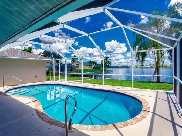 911 SW 3rd AVE, CAPE CORAL, FL 33991