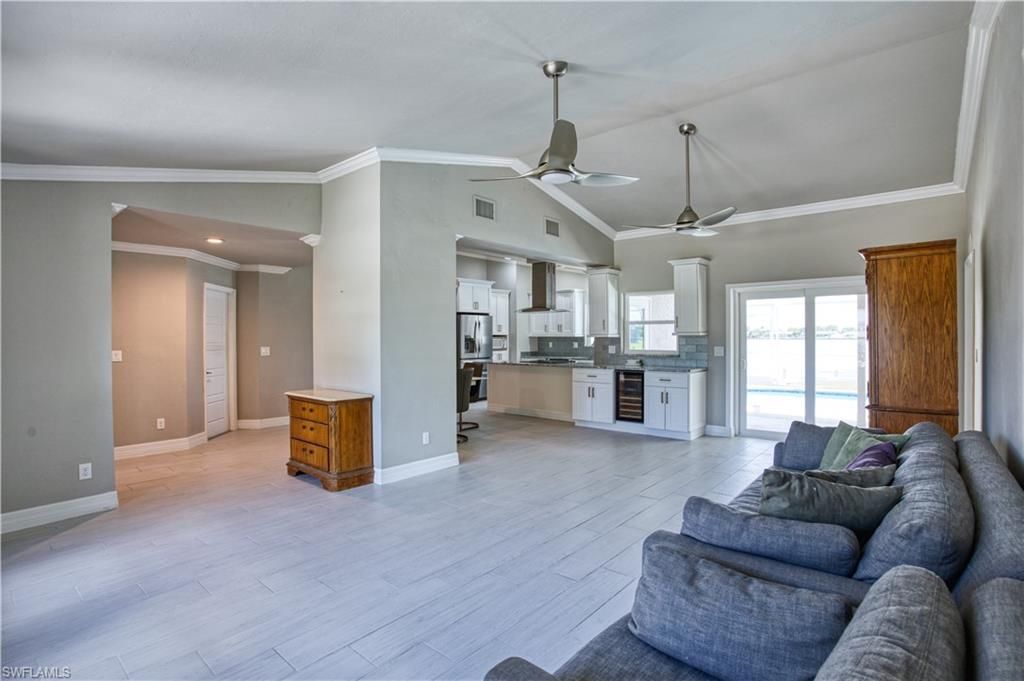 911 SW 3rd Ave, Cape Coral, FL 33991 Photo