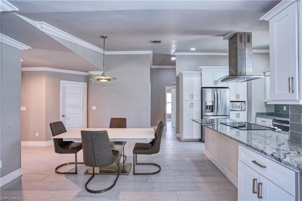 911 SW 3rd Ave, Cape Coral, FL 33991 Photo