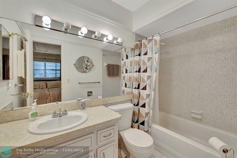 4431 NW 16th Street, Unit 303, Fort Lauderdale, FL 33313 Photo