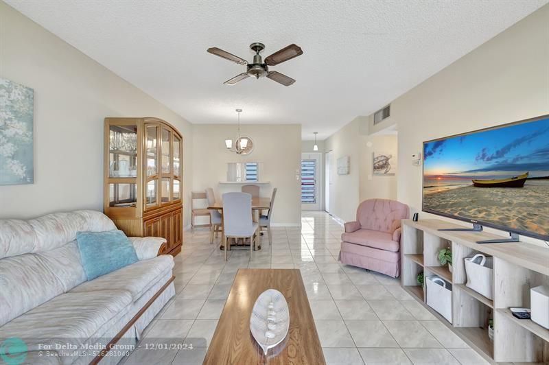 4431 NW 16th Street, Unit 303, Fort Lauderdale, FL 33313 Photo