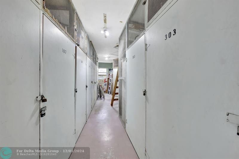 4431 NW 16th Street, Unit 303, Fort Lauderdale, FL 33313 Photo