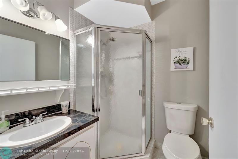 4431 NW 16th Street, Unit 303, Fort Lauderdale, FL 33313 Photo
