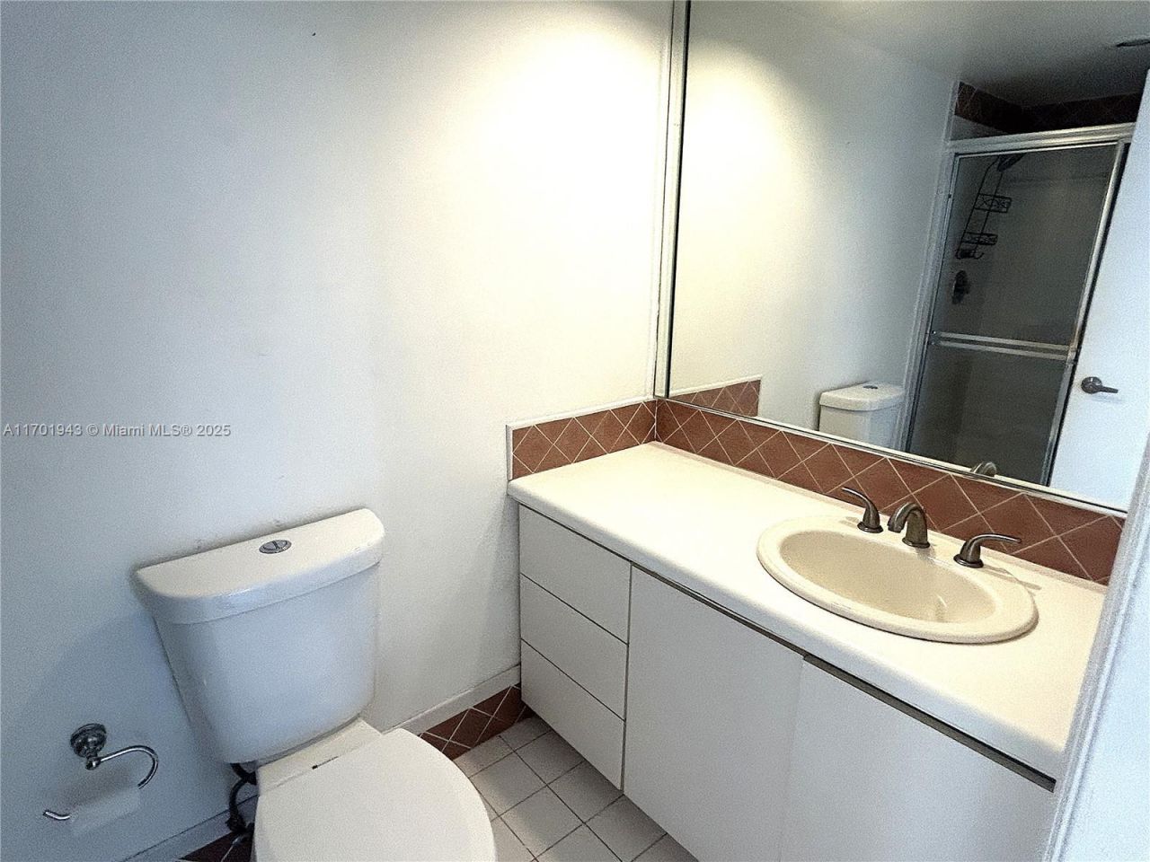 1825 S Ocean Dr, Unit 401, Hallandale Beach, FL 33009 Photo