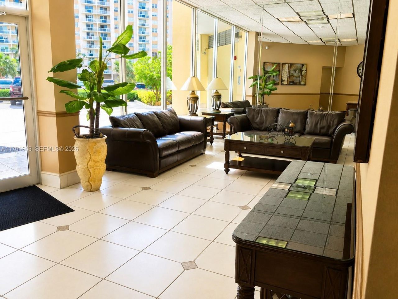 1825 S Ocean Dr, Unit 401, Hallandale Beach, FL 33009 Photo