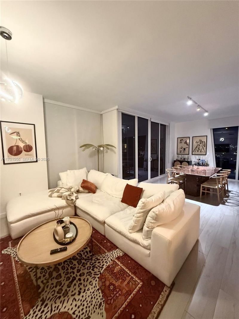 601 NE 27th St, Unit 1202, Miami, FL 33137 Photo