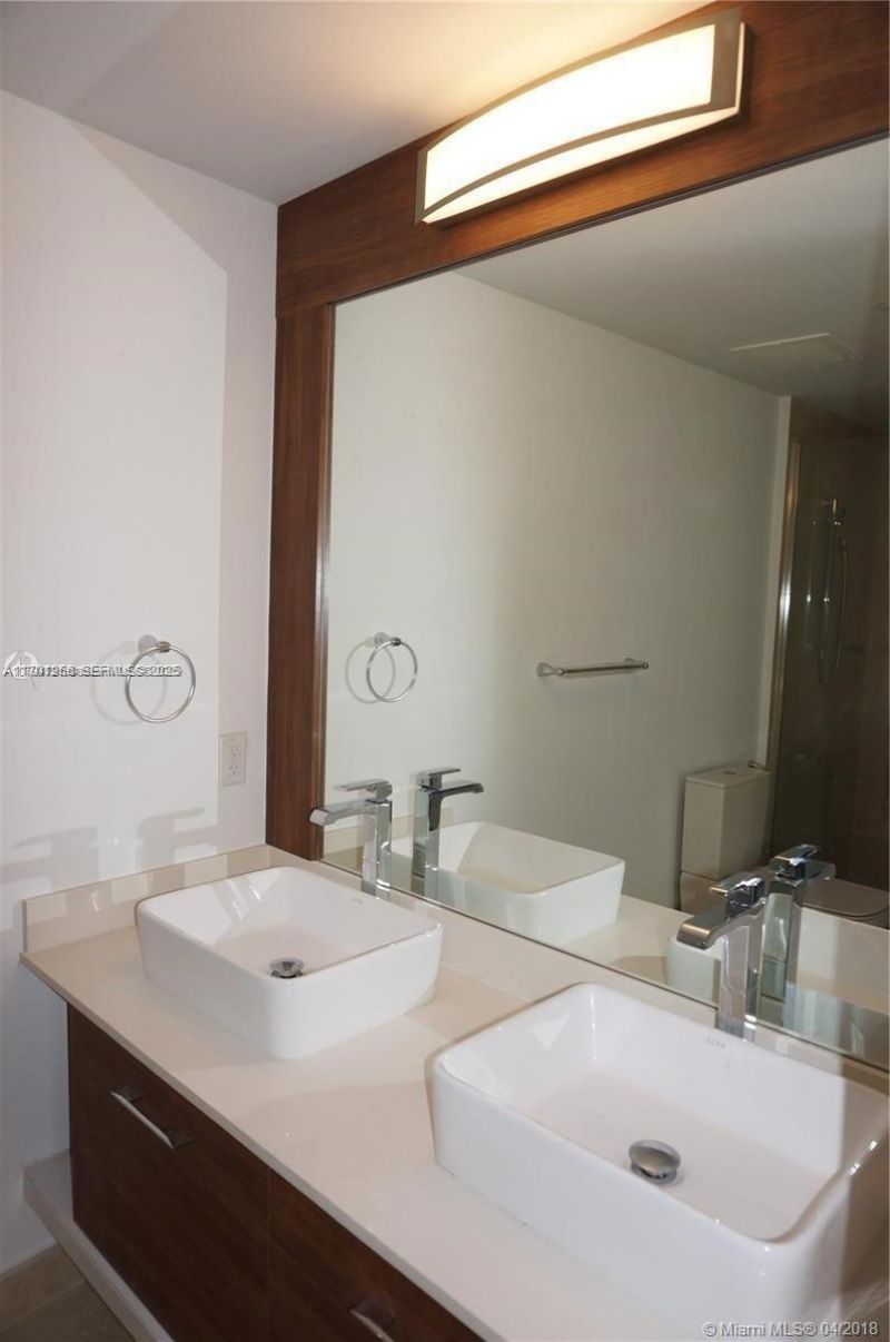 601 NE 27th St, Unit 1202, Miami, FL 33137 Photo