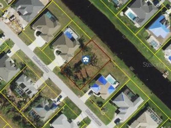 98 MARINER LANE, ROTONDA WEST, FL 33947
