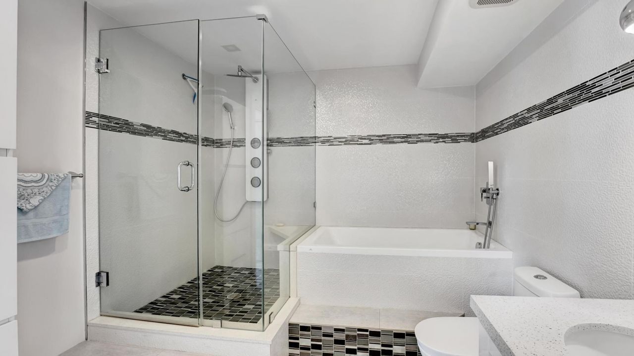 3546 S Ocean Boulevard, Unit 418, South Palm Beach, FL 33480 Photo