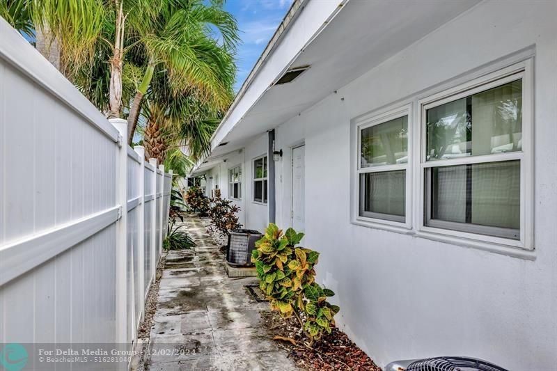 4548 N Ocean, Lauderdale by the Sea, FL 33313 Photo
