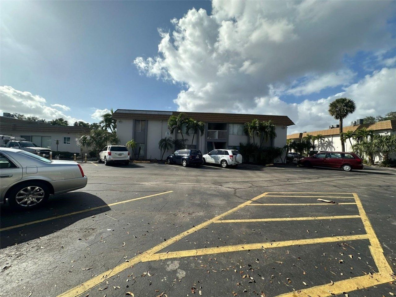 1830 Maravilla Avenue, Unit 413, Fort Myers, FL 33901 Photo