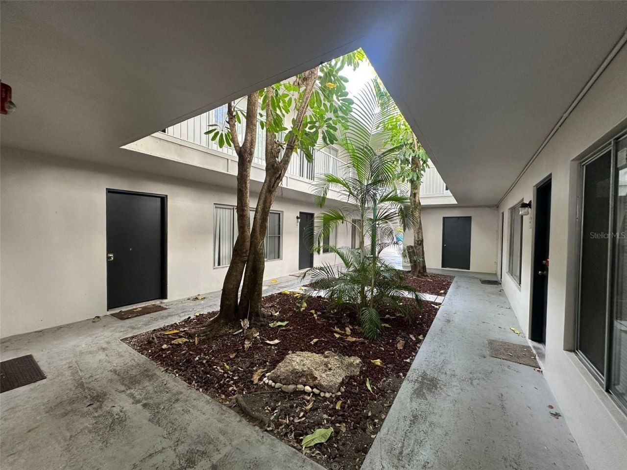 1830 Maravilla Avenue, Unit 317, Fort Myers, FL 33901 Photo