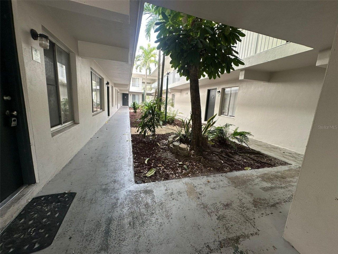 1830 Maravilla Avenue, Unit 317, Fort Myers, FL 33901 Photo