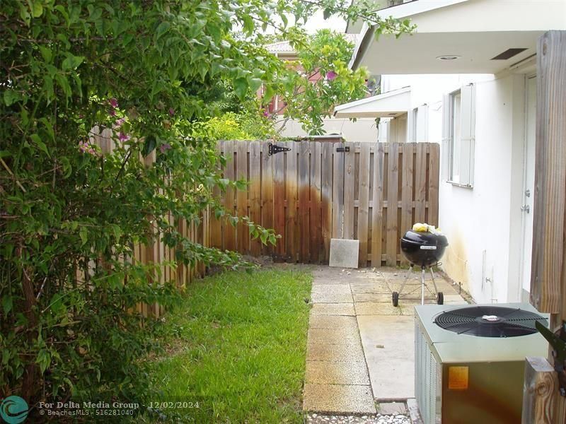 1215 NE 18th Avenue, Fort Lauderdale, FL 33304 Photo