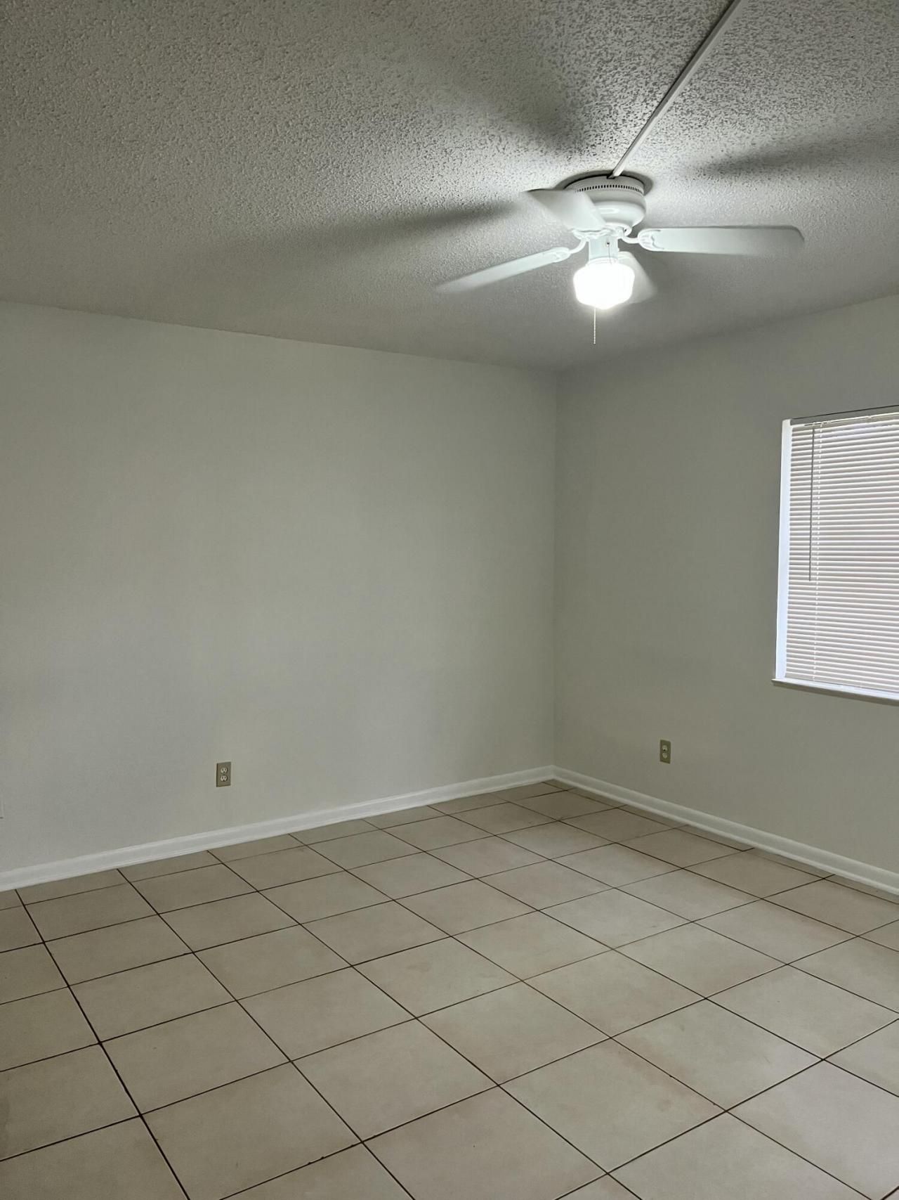 1763 Abbey Road, West Palm Beach, FL 33415 Photo