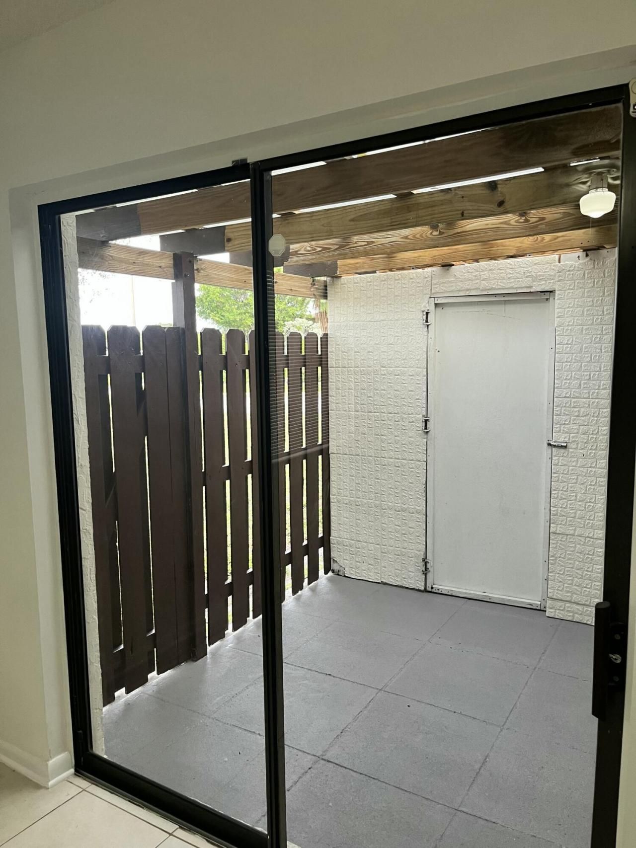 1763 Abbey Road, West Palm Beach, FL 33415 Photo