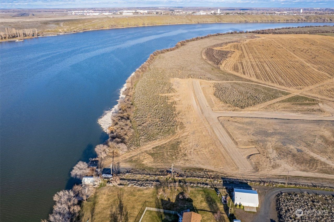2 Road 6.3 Ne, Moses Lake, WA 98837 Main Photo