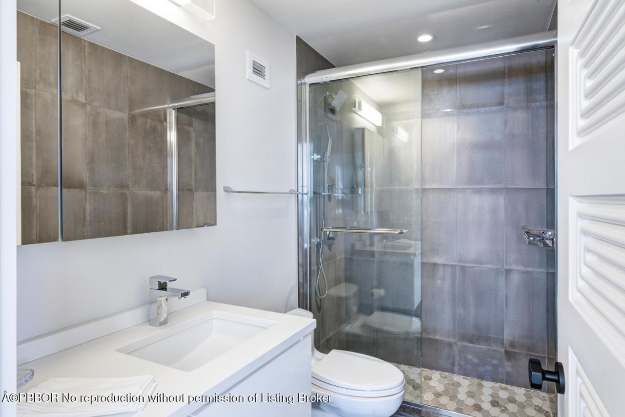 1801 S Flagler Drive, Unit PH 11, West Palm Beach, FL 33401 Photo