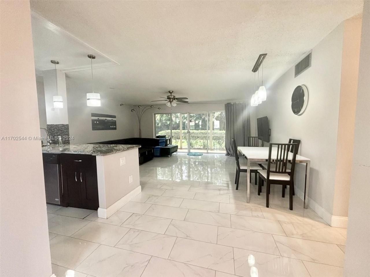 1445 Atlantic Shores Blvd, Unit 102, Hallandale Beach, FL 33009 Photo