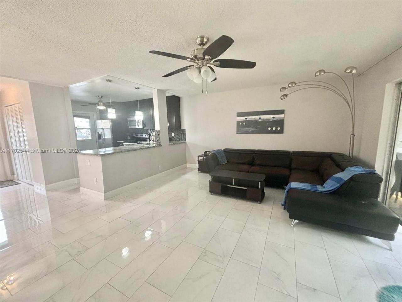 1445 Atlantic Shores Blvd, Unit 102, Hallandale Beach, FL 33009 Photo