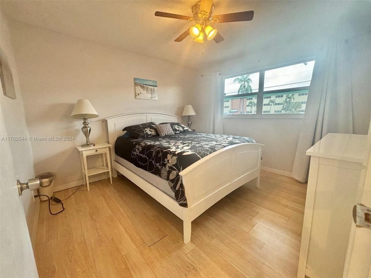 1445 Atlantic Shores Blvd, Unit 102, Hallandale Beach, FL 33009 Photo