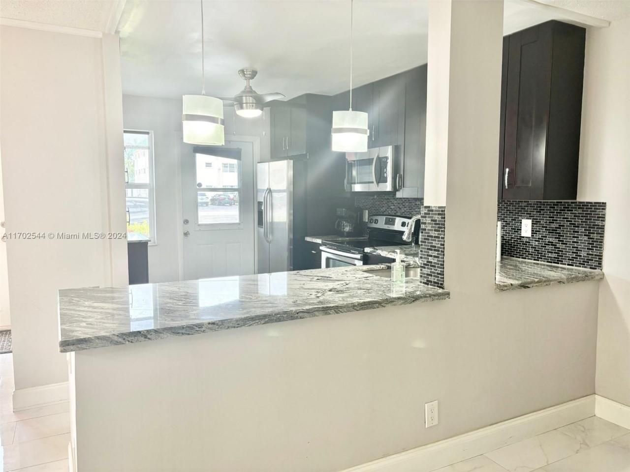 1445 Atlantic Shores Blvd, Unit 102, Hallandale Beach, FL 33009 Photo