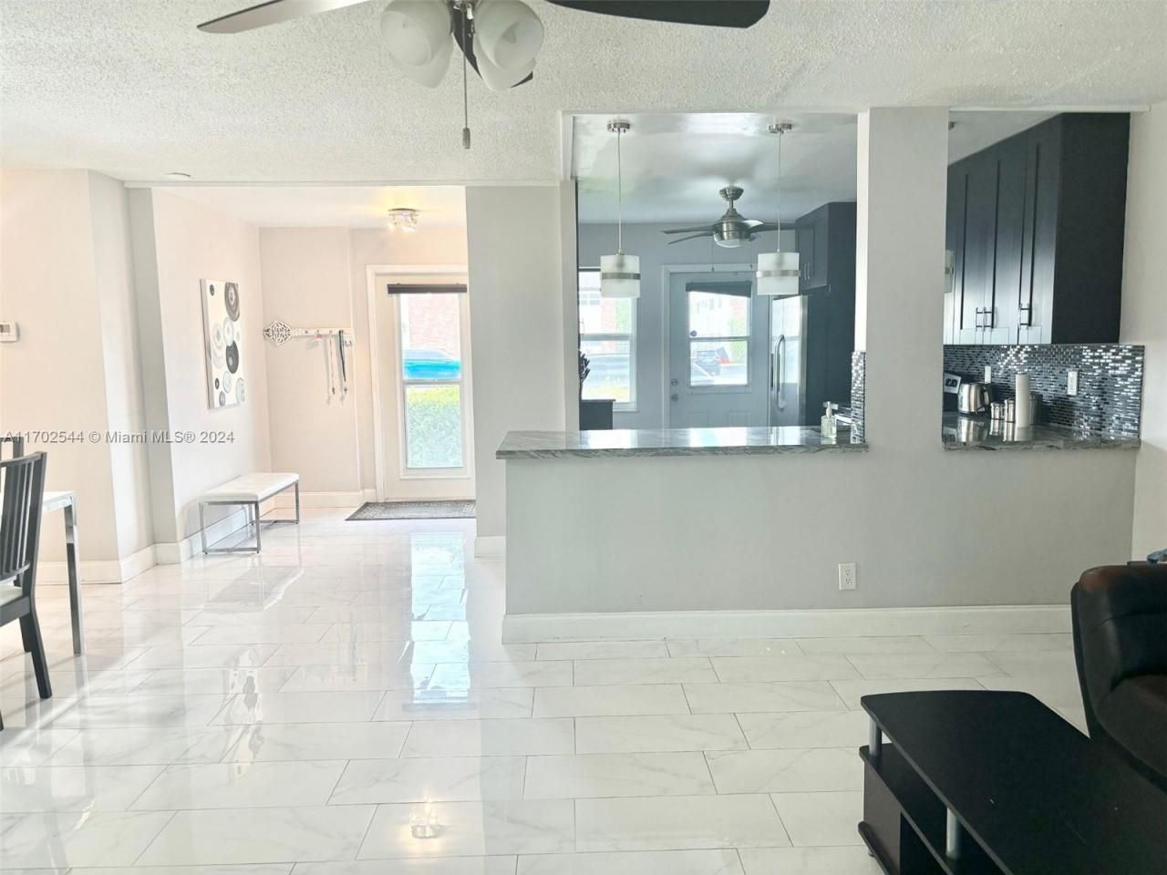 1445 Atlantic Shores Blvd, Unit 102, Hallandale Beach, FL 33009 Photo