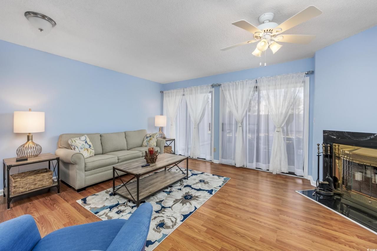 86 Shadow Moss Pl. Photo 15