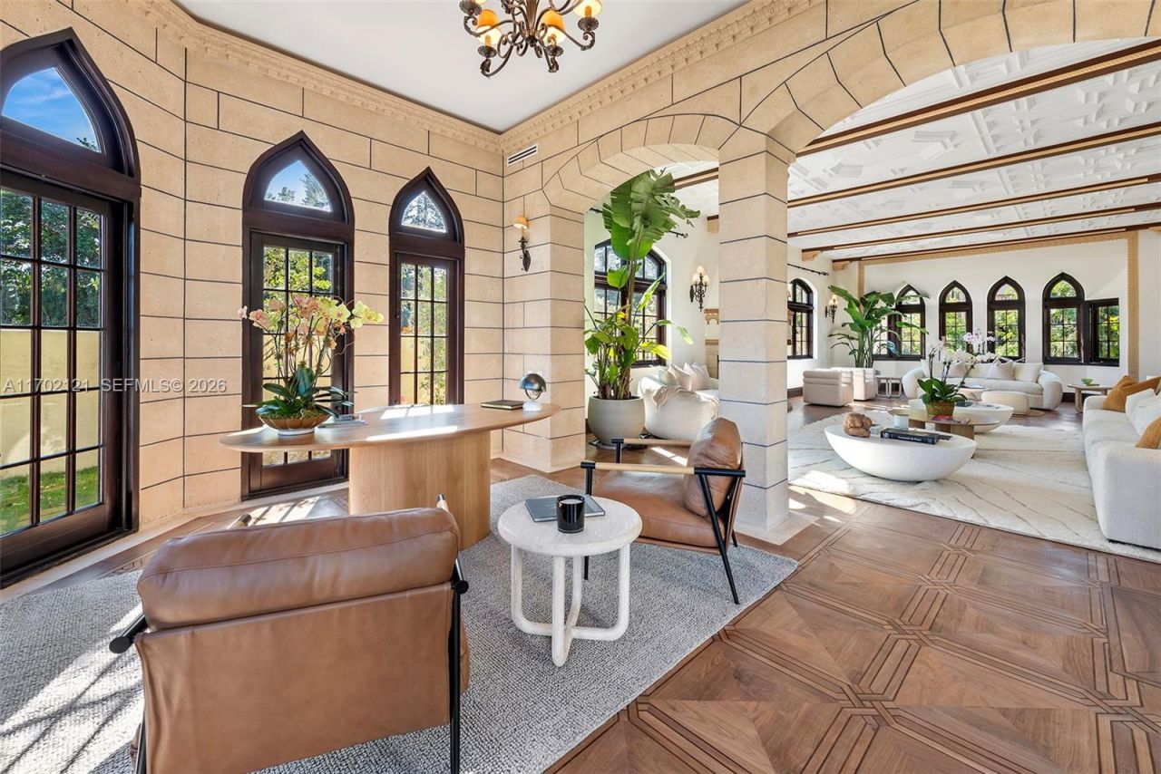 49 Palm Ave, Miami Beach, FL 33139 Photo