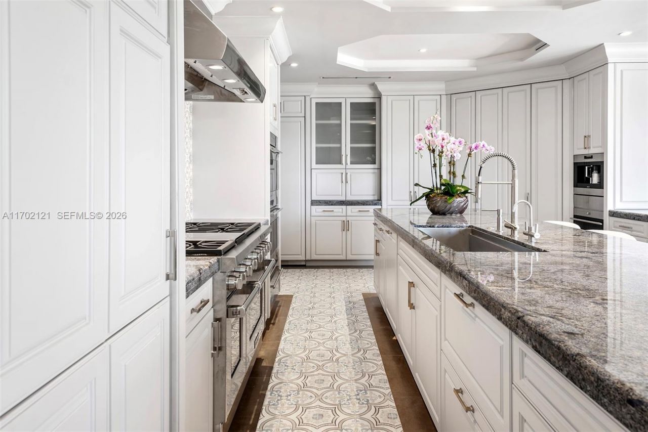 49 Palm Ave, Miami Beach, FL 33139 Photo