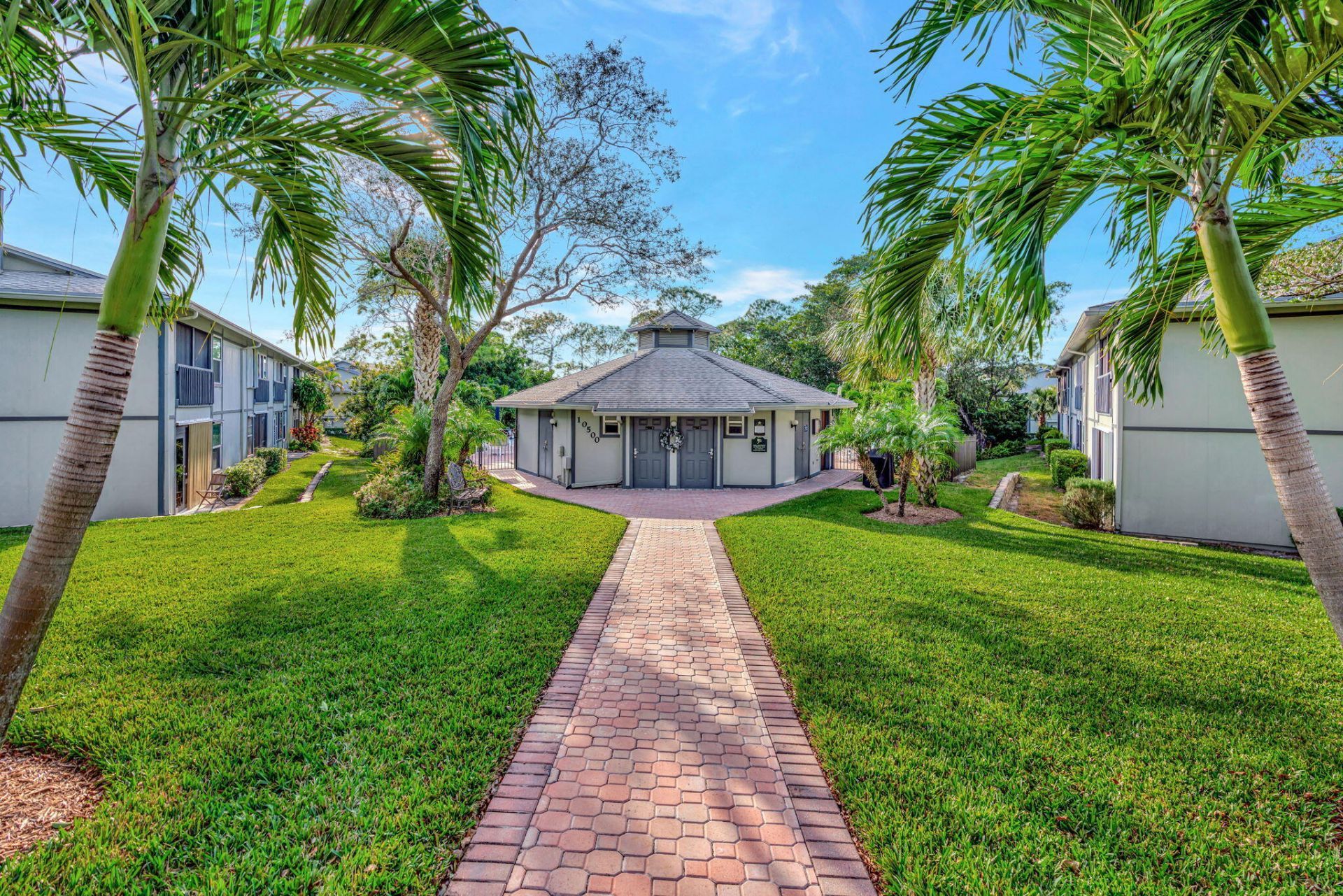 8132 SE Croft Circle, Unit 1, Hobe Sound, FL 33455 Photo