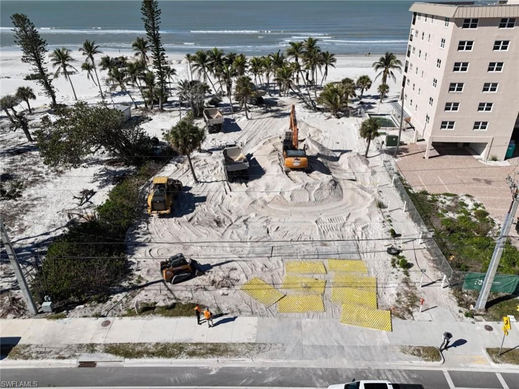 7798 Estero Blvd, Fort Myers Beach, FL 33931 Photo