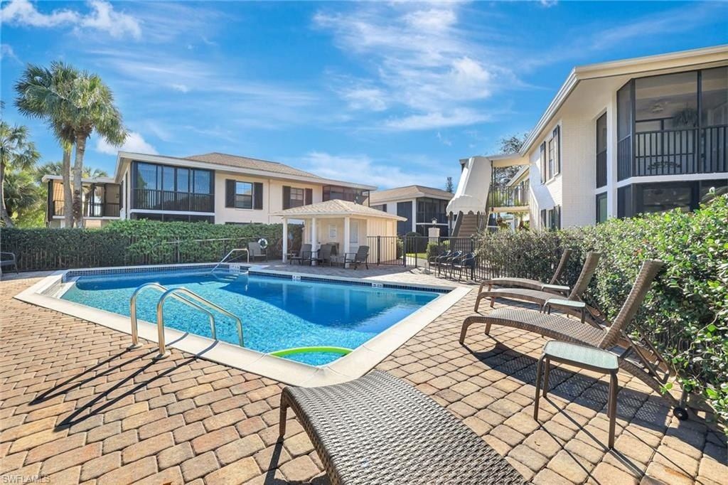 3107 Riviera Dr, Unit A-202, Naples, FL 34103 Photo