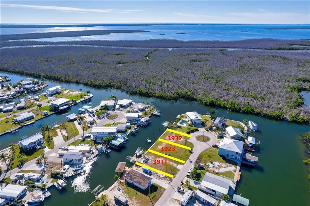 3911 Royal Palm Dr, Other, FL 33956 Photo