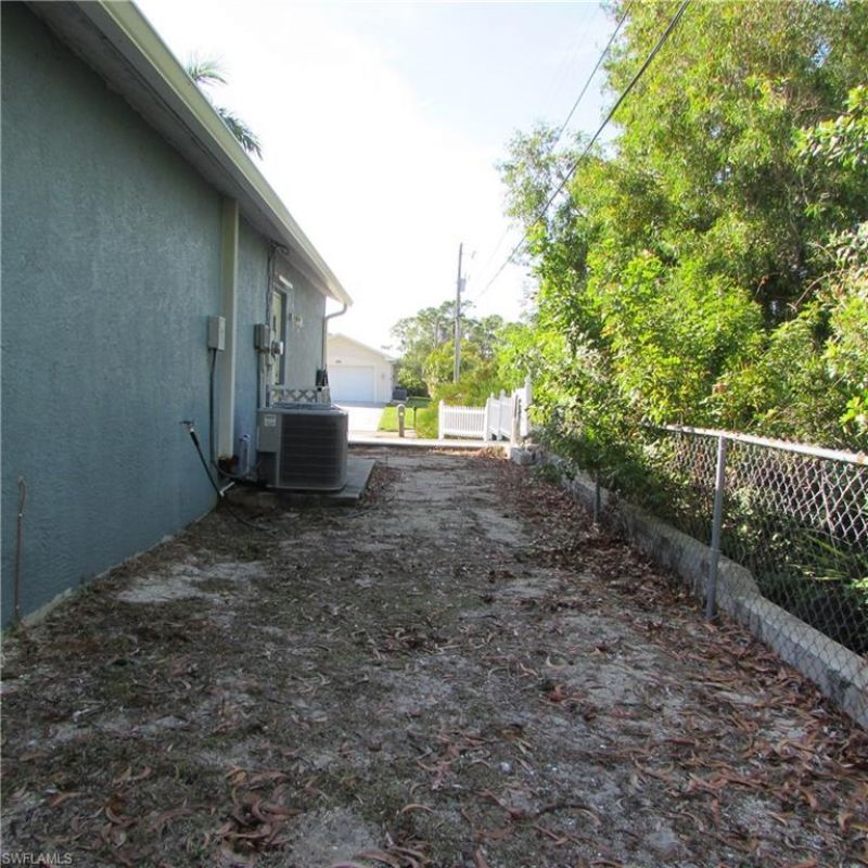 3790 Tangelo Dr, Saint James City, FL 33956 Photo