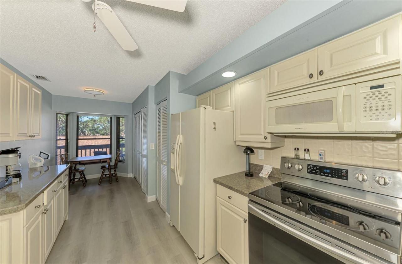 5761 Avista Drive, Unit 5761, Sarasota, FL 34243 Photo