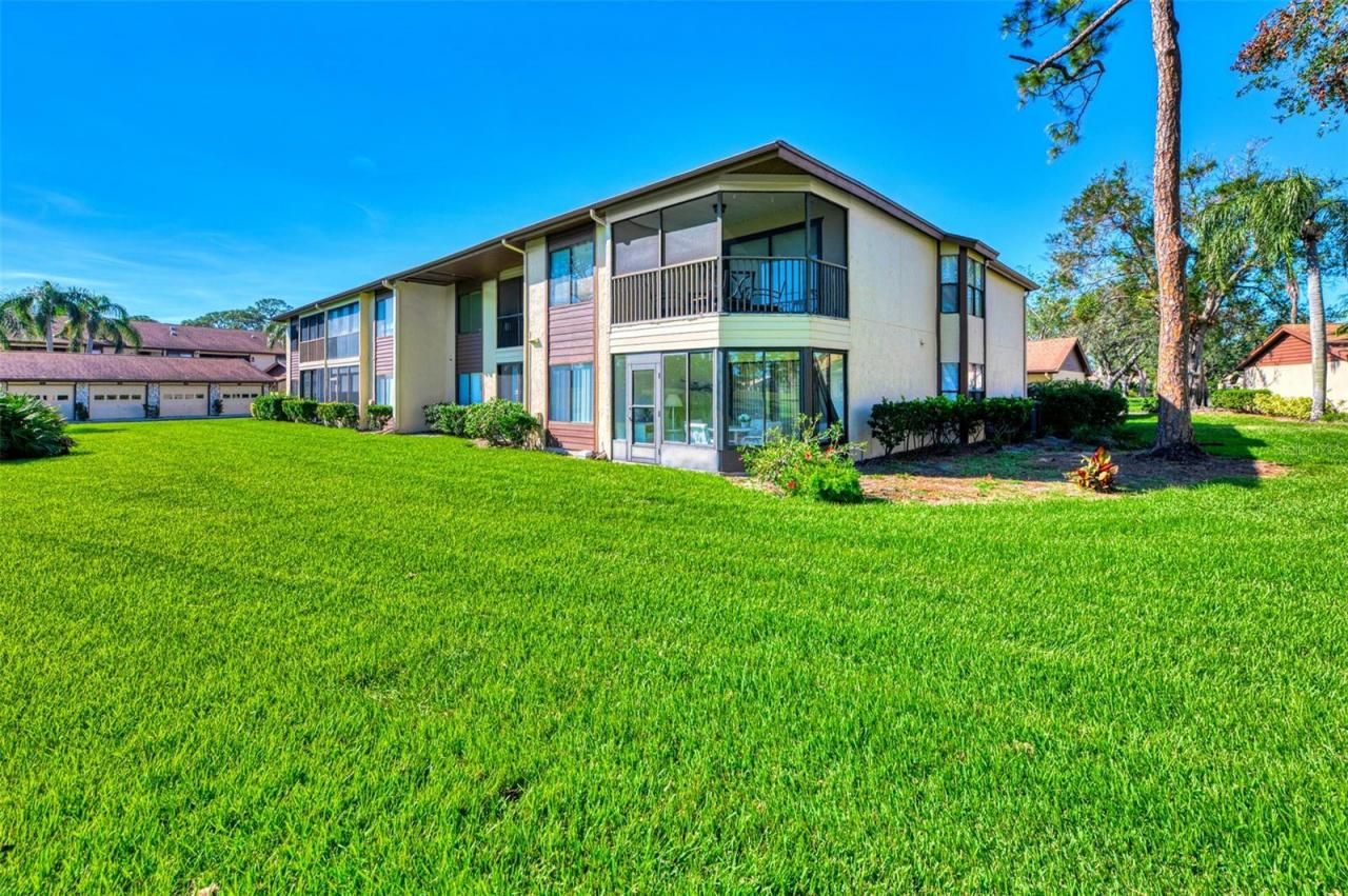 5761 Avista Drive, Unit 5761, Sarasota, FL 34243 Photo