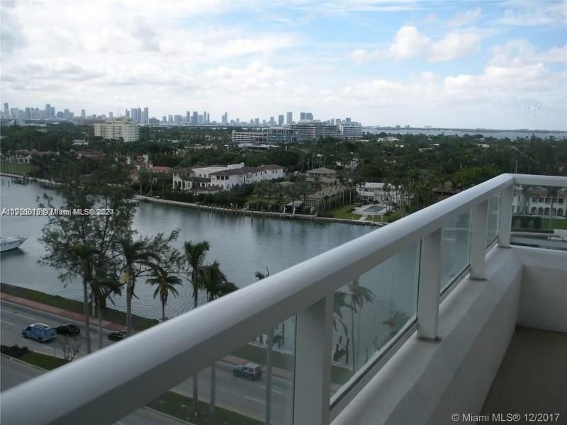 5005 Collins Ave, Unit 1108, Miami Beach, FL 33140 Photo