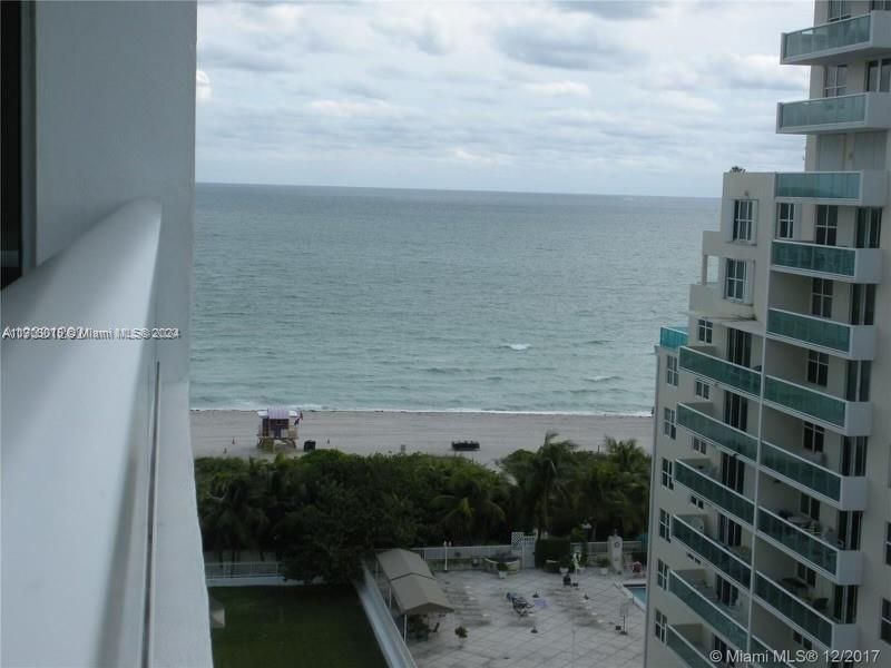 5005 Collins Ave, Unit 1108, Miami Beach, FL 33140 Photo