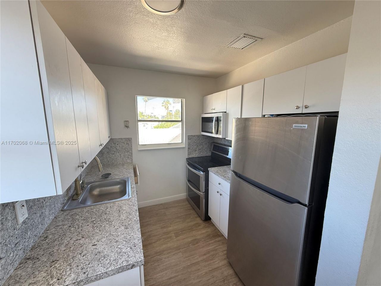 236 SW 10 Avenue, Miami, FL 33130 Photo