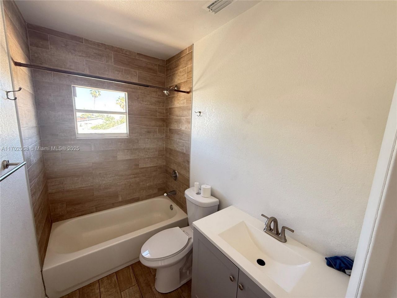 236 SW 10 Avenue, Miami, FL 33130 Photo