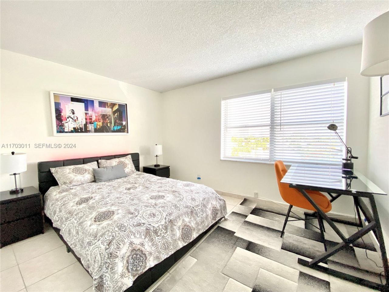 401 Golden Isles Dr, Unit 505, Hallandale Beach, FL 33009 Photo