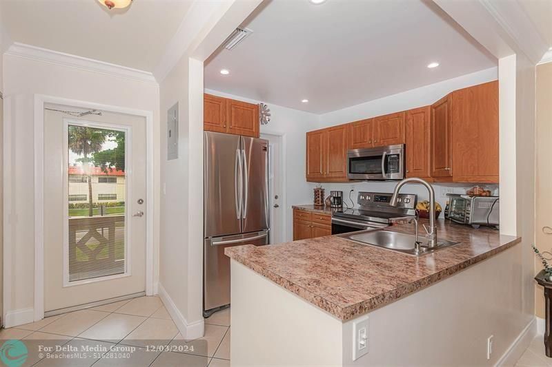 3431 NW 50th Avenue, Unit 201, Lauderdale Lakes, FL 33319 Photo